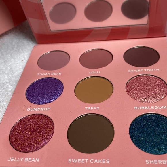 SYDNEY GRACE SWEET INDULGENCE EYESHADOW PALETTE BOUTIQUE UNTOUCHED DISCONTINUED - Picture 4 of 9